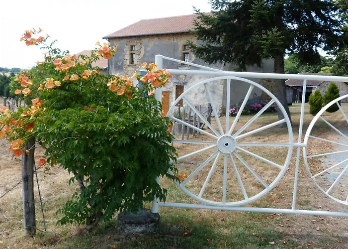 Maison Spacieuse Avec Cheminee Et Grand Jardin A - Fr-1-616-133